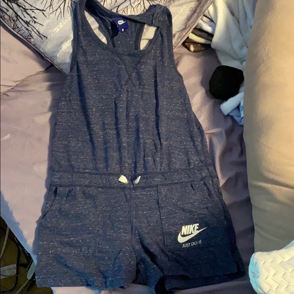 Vintage Nike romper size L